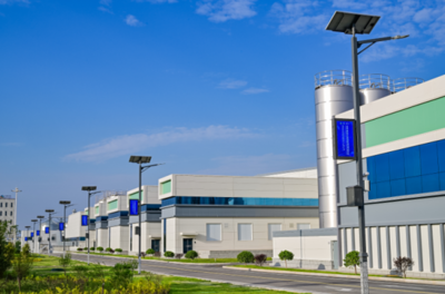 國(guó)家級(jí)認(rèn)可！蒙牛寧夏工廠入選工信部首批卓越級(jí)智能工廠，引領(lǐng)乳業(yè)智造新標(biāo)桿